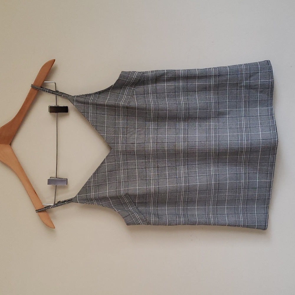 Banana Republic gray plaid tank top blouse - Size small